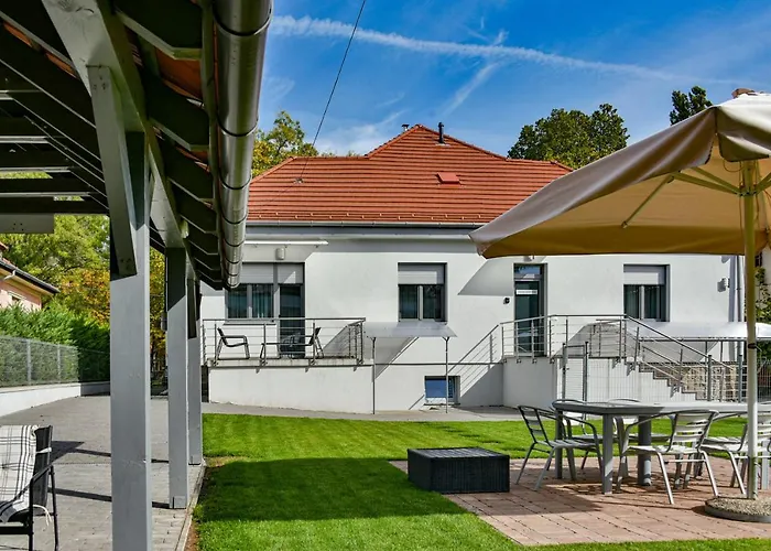 Villa Garden
