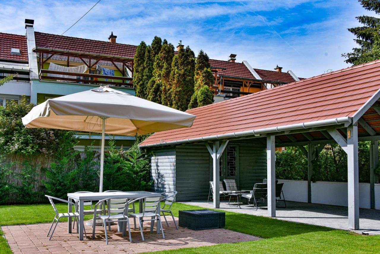 Appartement Garden Eger
