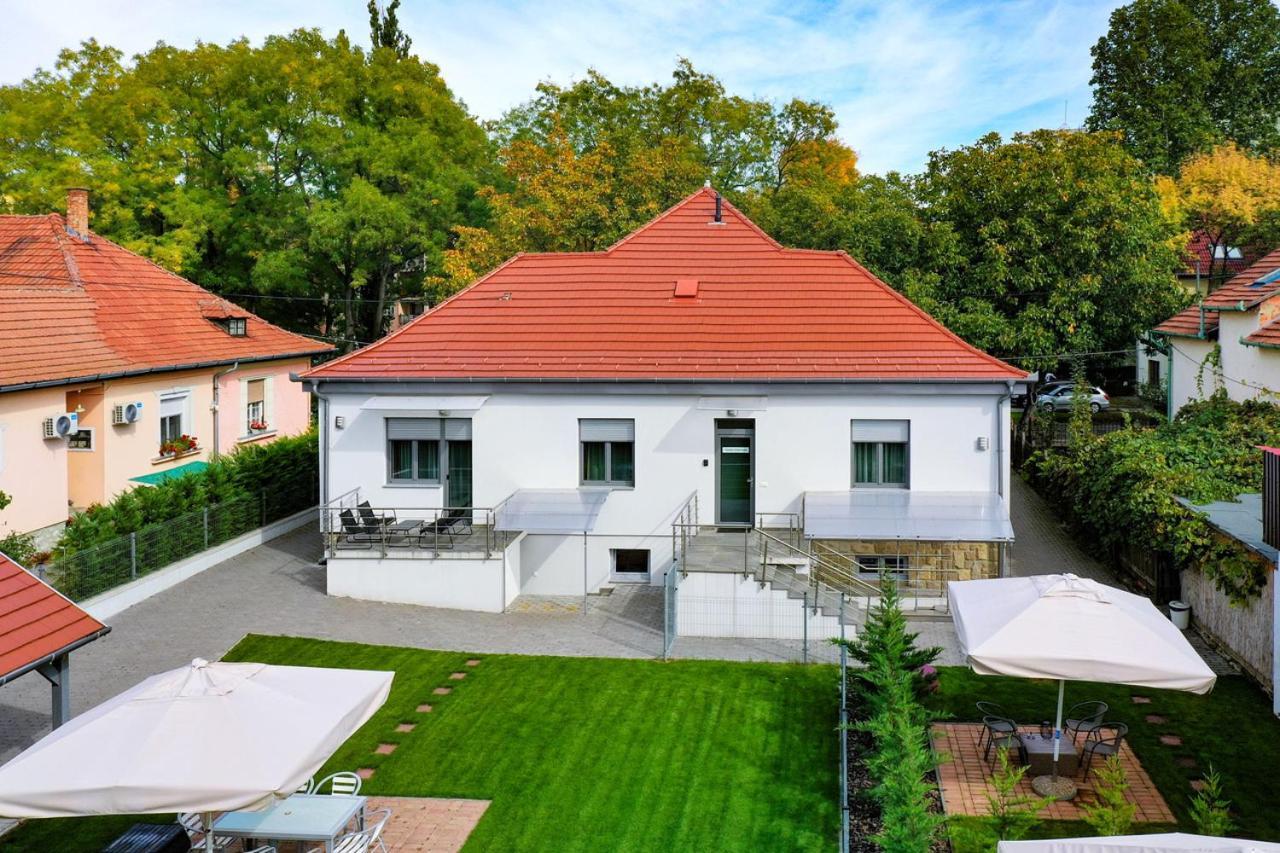 Garden Eger